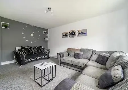 Homestay Affordable Single Ls16 Near Leeds (West Yorkshire)