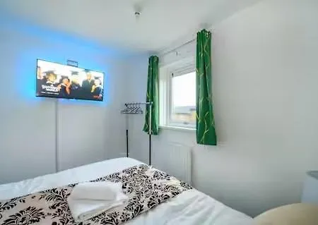 Homestay Affordable Single Ls16 Near