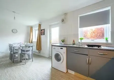 Affordable Single Ls16 Near * Leeds (West Yorkshire)